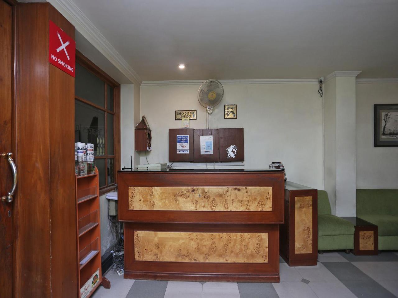 Oyo 3499 Tekarees Inn Lucknow Exterior foto